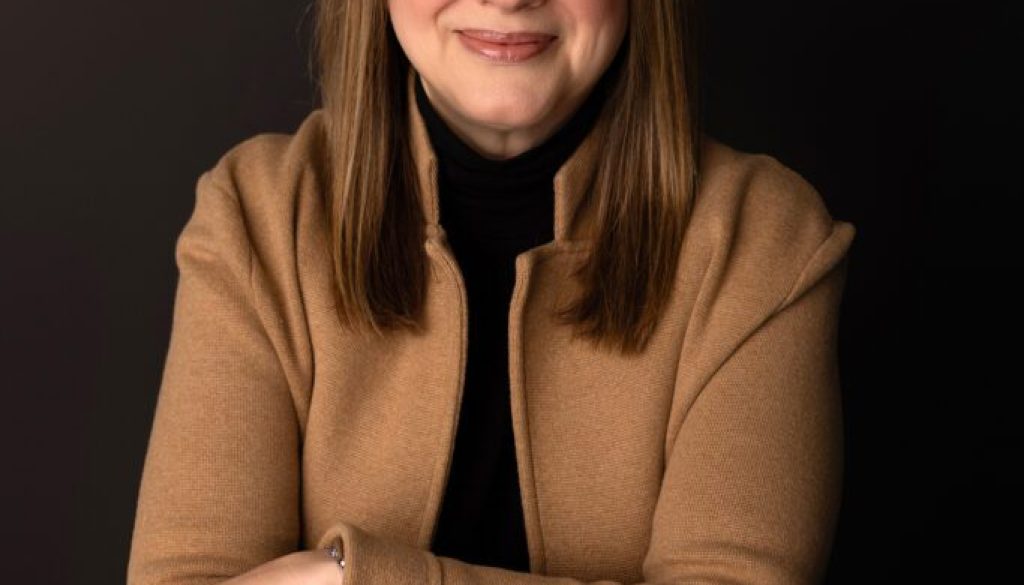 best Milwaukee headshots and personal branding photographer, Milwaukee headshots, headshots near me, Milwaukee personal branding photographer